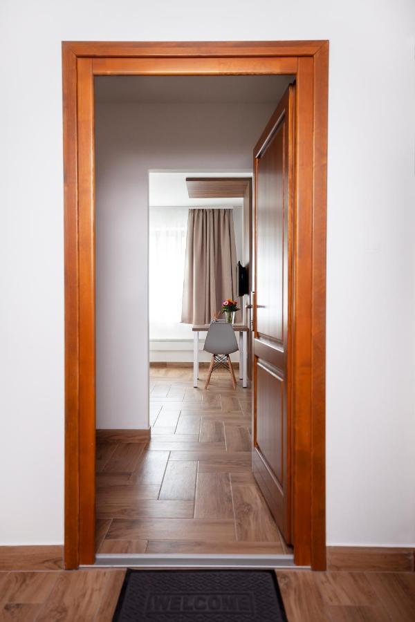 Hvt Comfort Apartments Mezőkövesd Dış mekan fotoğraf