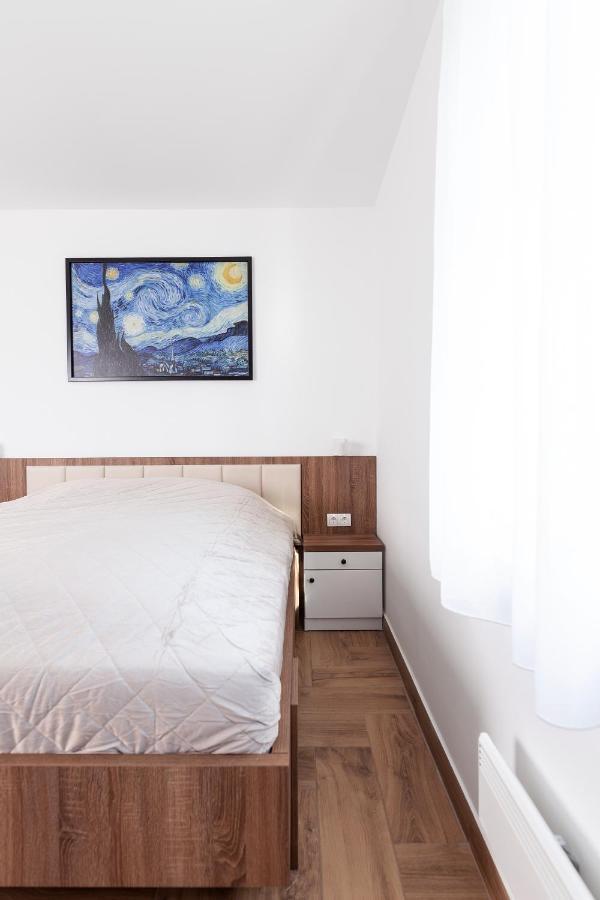 Hvt Comfort Apartments Mezőkövesd Dış mekan fotoğraf