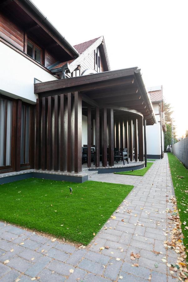 Hvt Comfort Apartments Mezőkövesd Dış mekan fotoğraf