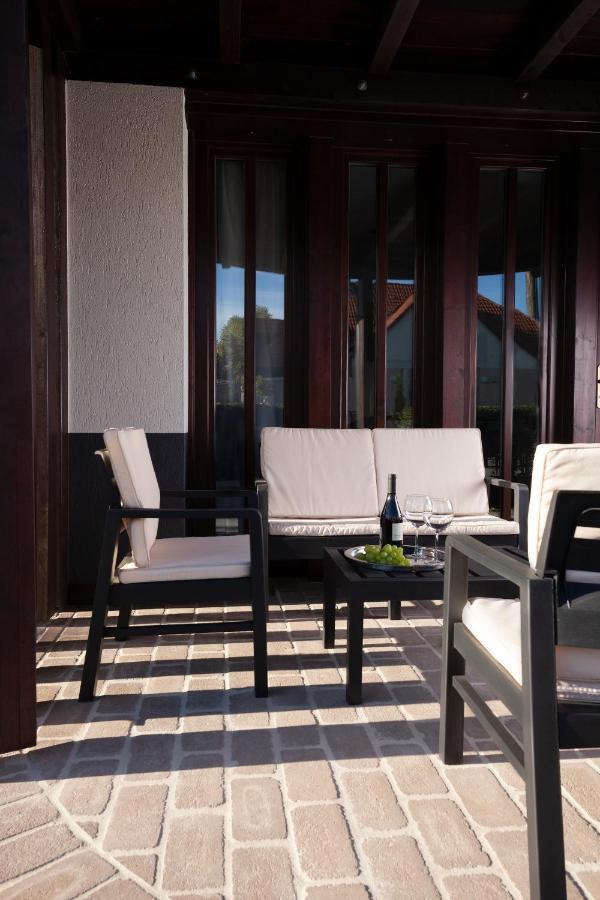Hvt Comfort Apartments Mezőkövesd Dış mekan fotoğraf