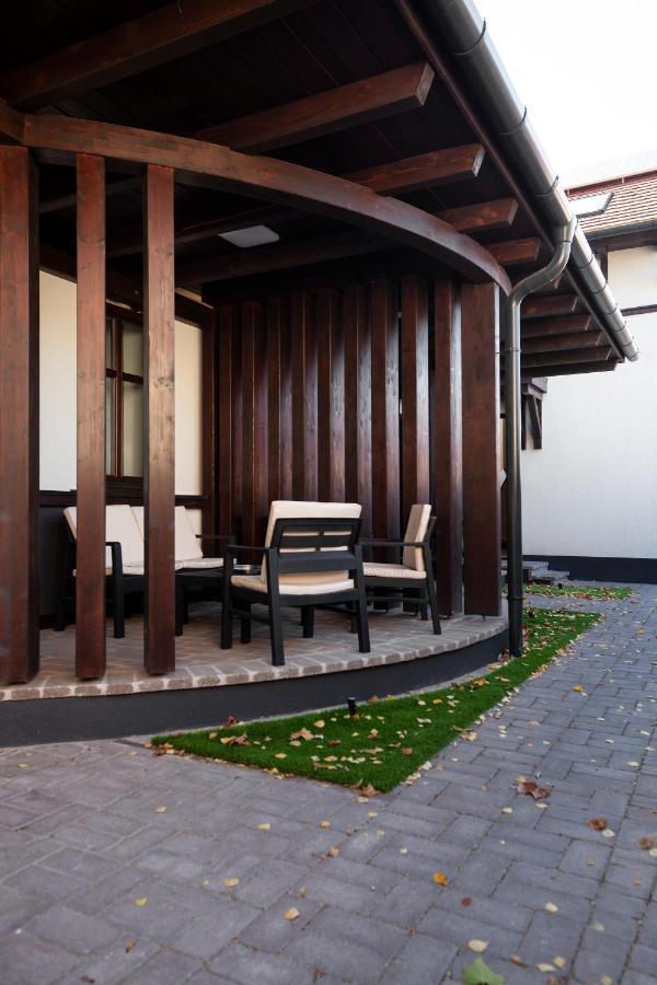 Hvt Comfort Apartments Mezőkövesd Dış mekan fotoğraf