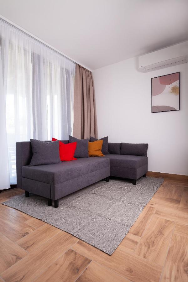 Hvt Comfort Apartments Mezőkövesd Dış mekan fotoğraf