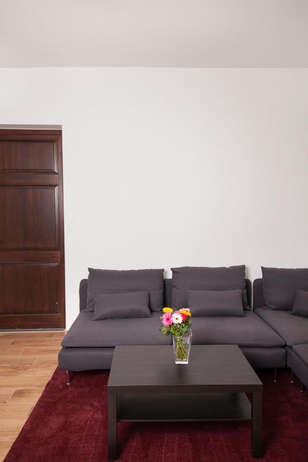 Hvt Comfort Apartments Mezőkövesd Dış mekan fotoğraf