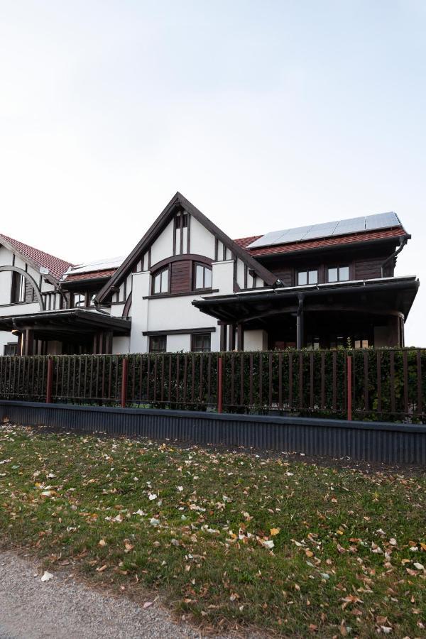 Hvt Comfort Apartments Mezőkövesd Dış mekan fotoğraf