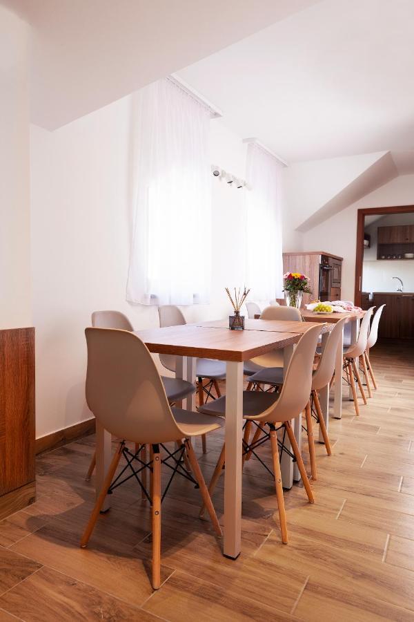 Hvt Comfort Apartments Mezőkövesd Dış mekan fotoğraf