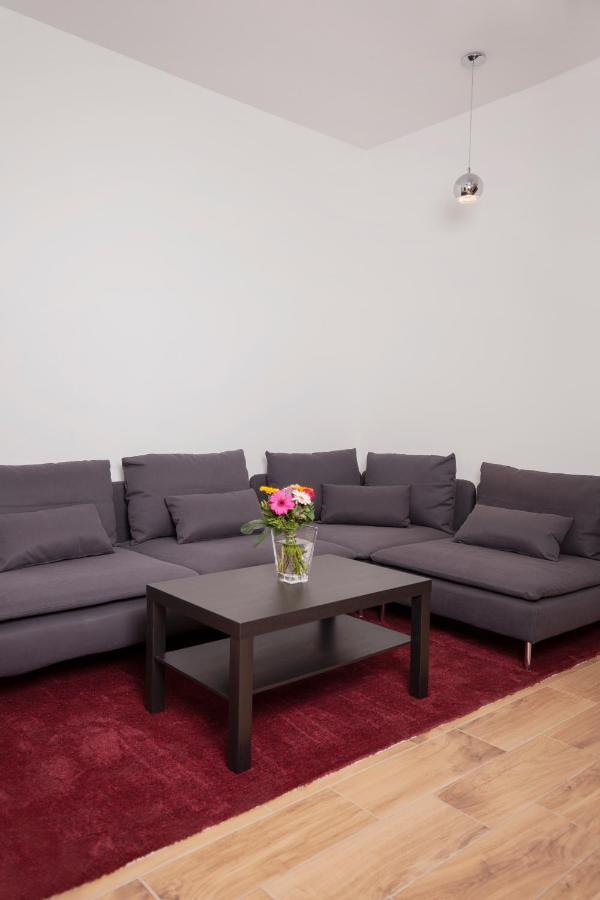 Hvt Comfort Apartments Mezőkövesd Dış mekan fotoğraf