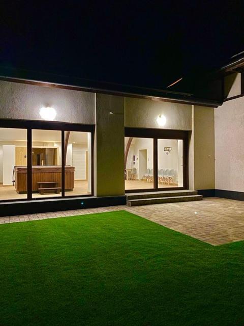 Hvt Comfort Apartments Mezőkövesd Dış mekan fotoğraf