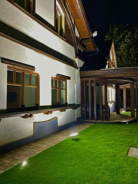 Hvt Comfort Apartments Mezőkövesd Dış mekan fotoğraf